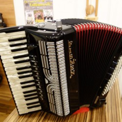 Fismen 496 Celluloid web