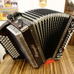 ST 48 16 BEsAsDes Makassar H-Bass web